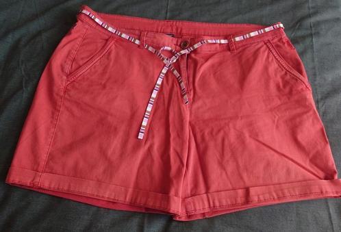Korte broek mt 42 Mrk Protest, Kleding | Dames, Broeken en Pantalons, Gedragen, Maat 42/44 (L), Kort, Verzenden