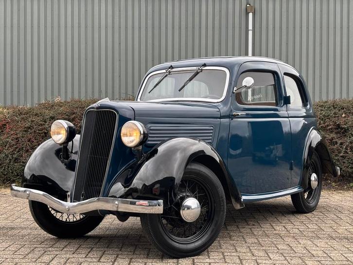Ford Eifel Limousine 1935 / Oldtimer / Klassieker/ Pre-War !, Auto's, Oldtimers, Bedrijf, Ford, Benzine, Coupé, Handgeschakeld