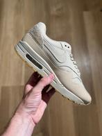 Nike Air Max 1 ‘Patch USA’ 42, Ophalen of Verzenden, Zo goed als nieuw, Overige kleuren