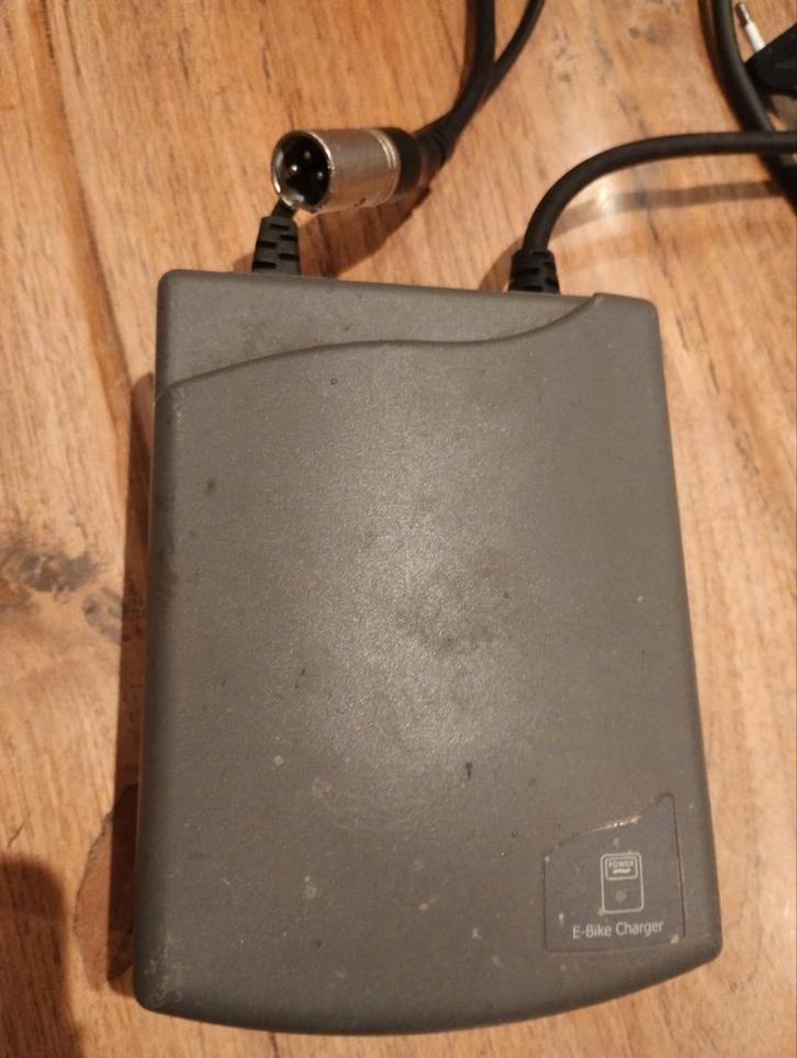 Accu Lader Sparta Koga Batavus Ion Systeem, Fietsen en Brommers, Fietsaccessoires | Fietsaccu's, Gebruikt, Ophalen of Verzenden