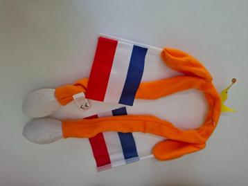 Oranje speeldiadeem beschikbaar voor biedingen