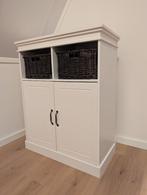 Karwei hoge bijzettafel met 2 manden en 2 deurtjes, Ophalen, Gebruikt, 75 cm of meer, 60 cm of meer