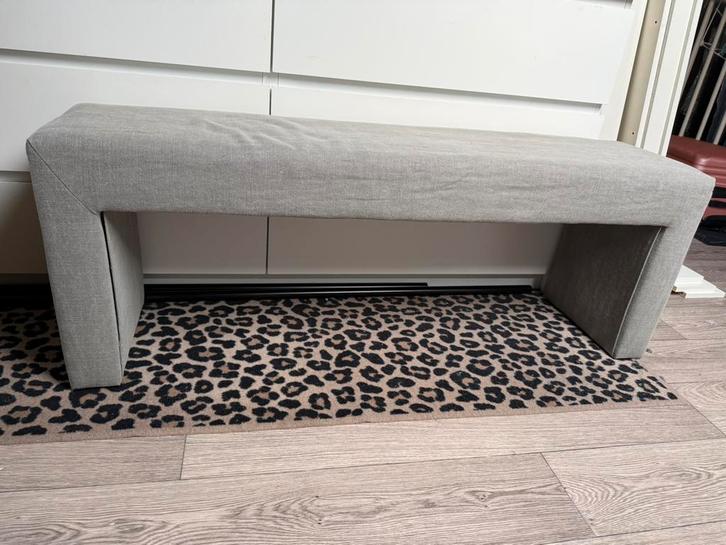 Nette eetkamerbank, Huis en Inrichting, Banken | Voetenbanken en Poefen, Zo goed als nieuw, 50 tot 75 cm, 125 cm of meer, Rechthoekig