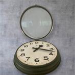 Tele Norma Bauhaus Fabrieks klok TN Uhr1940-50, Antiek en Kunst, Ophalen of Verzenden