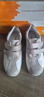 Comfortabele Pediforma sneakers mt 36, Kleding | Dames, Schoenen, Pediforma, Wit, Ophalen of Verzenden, Sneakers of Gympen
