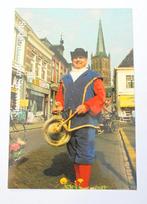 STEENWIJK Markt, Stadsomroeper Bertus van Brummelen ca 1980., Verzamelen, Ansichtkaarten | Nederland, Ophalen of Verzenden, 1980 tot heden