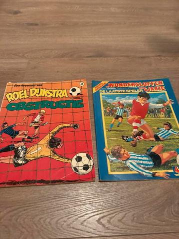 Vintage voetbal stripboeken beschikbaar voor biedingen