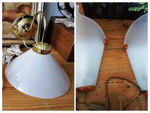 Melkglas wandlampjes glas hout Massive en messing goud, Antiek en Kunst, Curiosa en Brocante, Ophalen of Verzenden