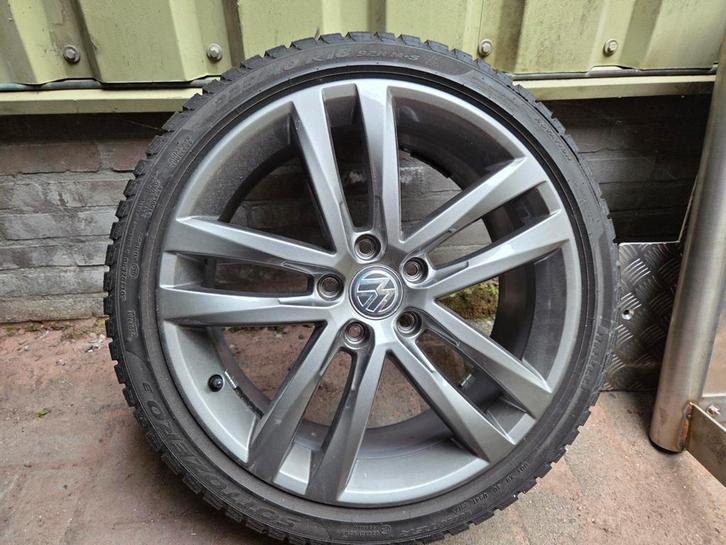 salvador velgen 5x112 18 inch ,  golf 7 r line, Auto-onderdelen, Banden en Velgen, Banden en Velgen, Winterbanden, 18 inch, 225 mm