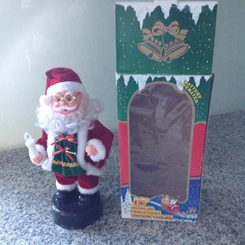 Twee bewegende kerstmannetjes beschikbaar voor biedingen