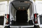 Ford E-Transit 425 L2 H2 Trend 68 kWh (bj 2025), Auto's, Bestelauto's, Automaat, Navigatiesysteem, Gebruikt, Wit