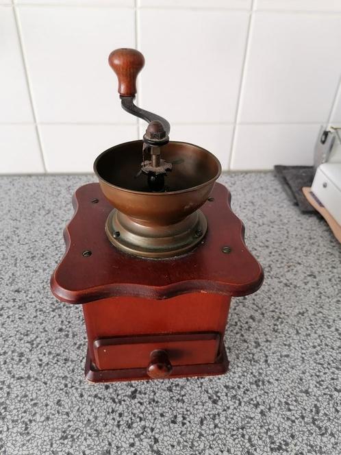 Douwe egberts hand koffiemolen, Antiek en Kunst, Antiek | Keukenbenodigdheden, Ophalen of Verzenden
