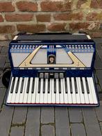 Weltmeister Ramona accordeon - beurt gehad!, Muziek en Instrumenten, Ophalen, Gebruikt, 96-bas, Weltmeister