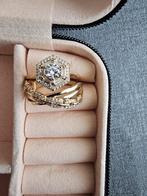 Dames ring, Sieraden, Tassen en Uiterlijk, Ringen, Nieuw, Met strass, Goud, Overige materialen