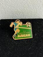 F.C Pont De Loup Aiseau Vintage Pin, Ophalen of Verzenden, Gebruikt, Sport, Speldje of Pin
