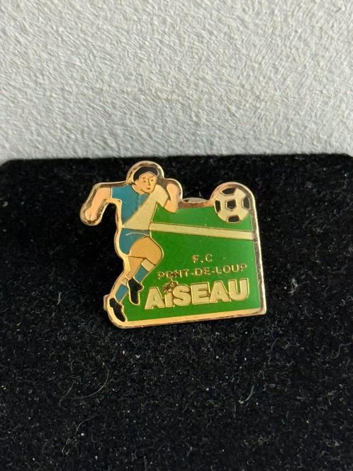 F.C Pont De Loup Aiseau Vintage Pin, Verzamelen, Speldjes, Pins en Buttons, Gebruikt, Speldje of Pin, Sport, Ophalen of Verzenden