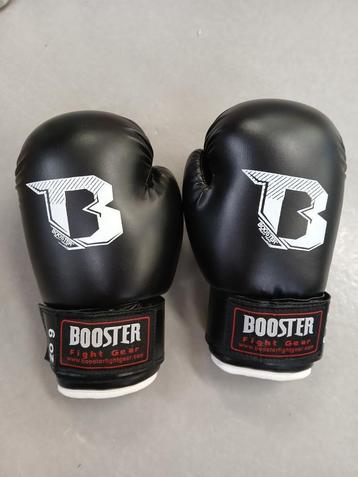 Gloednieuwe Kinderbokshandschoenen Booster beschikbaar voor biedingen