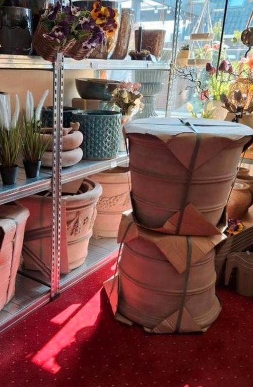 Donatello 3 delig laatste set !! Terracotta M - terra lijn, Tuin en Terras, Bloempotten, Nieuw, Terracotta, Binnen, Balkon, Tuin