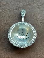 Verzilverd theezeefje Herbert Hooijkaas, Antiek en Kunst, Ophalen of Verzenden