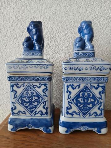 2x chinese ? vierkante pot met deksel chinees ? potje beschikbaar voor biedingen
