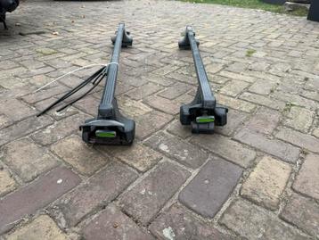 Thule Dakdragers squarebar VW Golf 5 / 6 glad dak beschikbaar voor biedingen