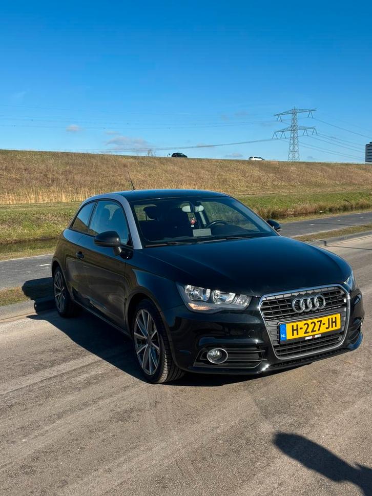 Audi A1 1.4 Tfsi 90KW 2011 Zwart, Auto's, Audi, Particulier, A1, Benzine, B, Hatchback, Handgeschakeld, Geïmporteerd, Zwart, Voorwielaandrijving