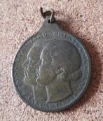 penning Koningin Juliana en Bernhard (lot 3), Postzegels en Munten, Penningen en Medailles, Ophalen of Verzenden, Overige materialen