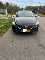 Volvo V40 2.0 D2 120PK 2015 Zwart, Auto's, Volvo, Voorwielaandrijving, 4 cilinders, 1969 cc, Zwart