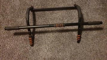 Pull-up / chin-up doorway bar beschikbaar voor biedingen