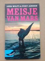 Anna Woltz & Vicky Janssen - Meisje van Mars, Ophalen of Verzenden, Zo goed als nieuw