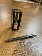 Zandloper gegoten in plexiglas stijl Pierre Giroudon izgs., Antiek en Kunst, Ophalen of Verzenden