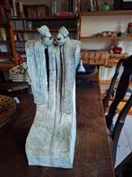 Beeldhouwwerk 'Leugenbank' van Jikke van de Waal-B, Ophalen