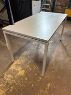 2x bureau klein formaat - 140x70x75H, 1025xe, Ophalen of Verzenden, Zo goed als nieuw, Re