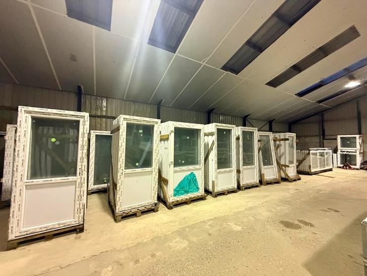 Kunststof Deuren, Kozijnen, Ramen - per direct op voorraad., Doe-het-zelf en Verbouw, Deuren en Horren, Gebruikt, Buitendeur, 200 tot 215 cm