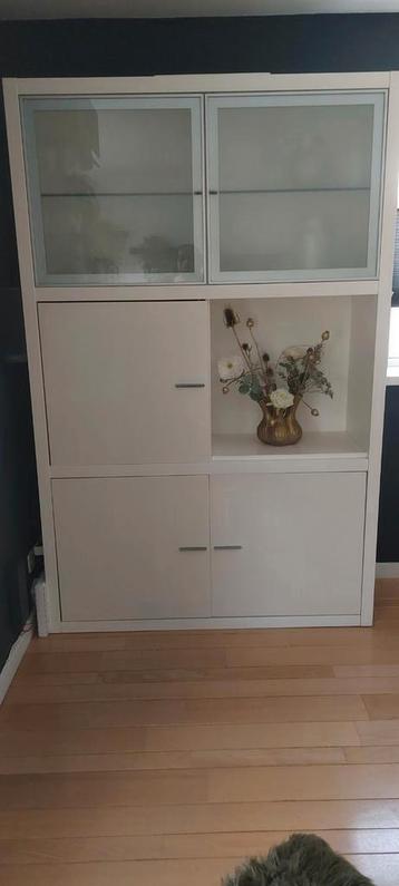 ENZO Luca tv meubel en Kast. beschikbaar voor biedingen