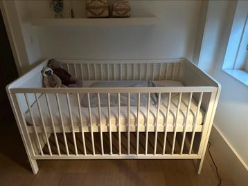 3 in 1 babybed/meegroeibed 0-4 jaar incl matras! beschikbaar voor biedingen