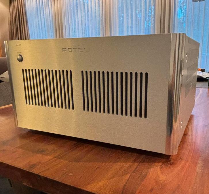 Rotel RB-1590 350 watt. Nieuwstaat!!, Audio, Tv en Foto, Versterkers en Receivers, Zo goed als nieuw, Stereo, 120 watt of meer