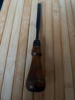 Oude Houtbeitel met Houten Handvat, Antiek en Kunst, Antiek | Gereedschap en Instrumenten, Ophalen of Verzenden