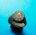 Vingerring - 1e/3e eeuw - Brons - Bodemvondst - E, Ophalen of Verzenden, Brons, Ring