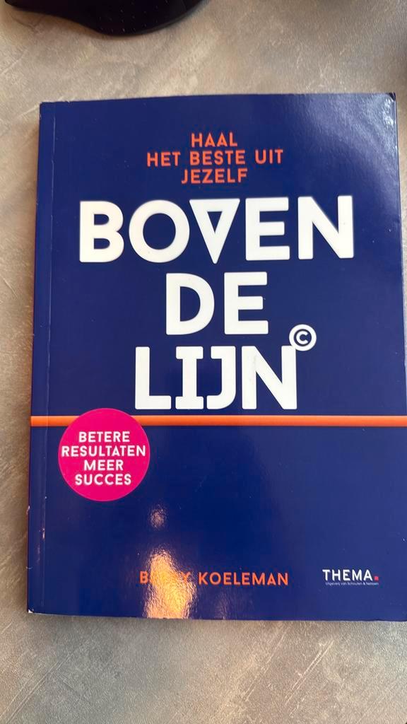 Berry Koeleman - Boven de lijn, Boeken, Wetenschap, Zo goed als nieuw, Ophalen of Verzenden