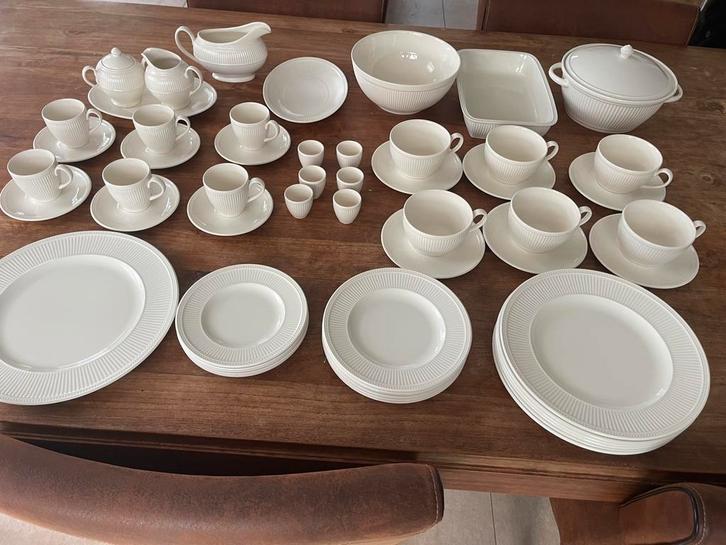 Wedgwood windsor servies compleet, Huis en Inrichting, Keuken | Servies, Zo goed als nieuw, Compleet servies, Wedgwood, Porselein