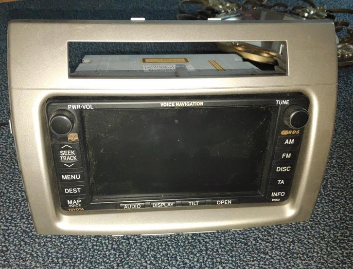 Toyota autoradio (Corolla Verso 86120-64010) met bluetooth, Auto diversen, Autoradio's, Gebruikt, Ophalen of Verzenden