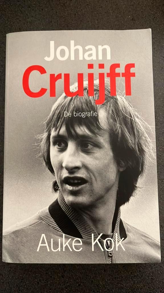 Auke Kok - Johan Cruijff, Boeken, Biografieën, Zo goed als nieuw, Sport, Ophalen of Verzenden