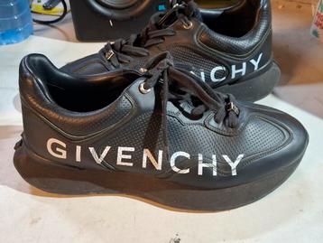 Givenchy Schoenen  beschikbaar voor biedingen