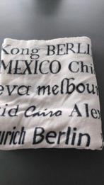 Plaid/ deken met namen van landen op, Ophalen of Verzenden, Zo goed als nieuw