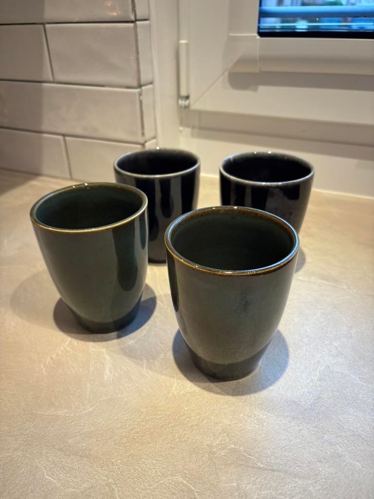 4 bekers Toscane, Huis en Inrichting, Keuken | Servies, Ophalen, Zo goed als nieuw, Overige stijlen, Kop(pen) en/of Schotel(s)