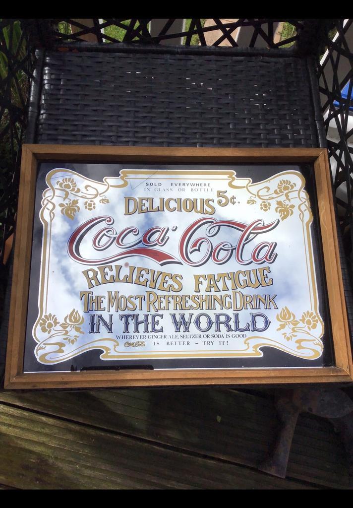 Coca Cola spiegel houten lijst 30,5 x 40,5 Coca Cola Company, Verzamelen, Merken en Reclamevoorwerpen, Ophalen of Verzenden