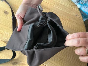 Donkerbruine Kipling buidel/schoudertas ca 24x24 centimeter beschikbaar voor biedingen