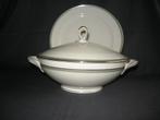 Eschenbach Roswitha W1328, compleet voor 12 personen, Antiek en Kunst, Antiek | Servies compleet, Ophalen of Verzenden