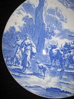 Wandbord Boch la Louviere, sierlijke blauwe afbeelding 29cm